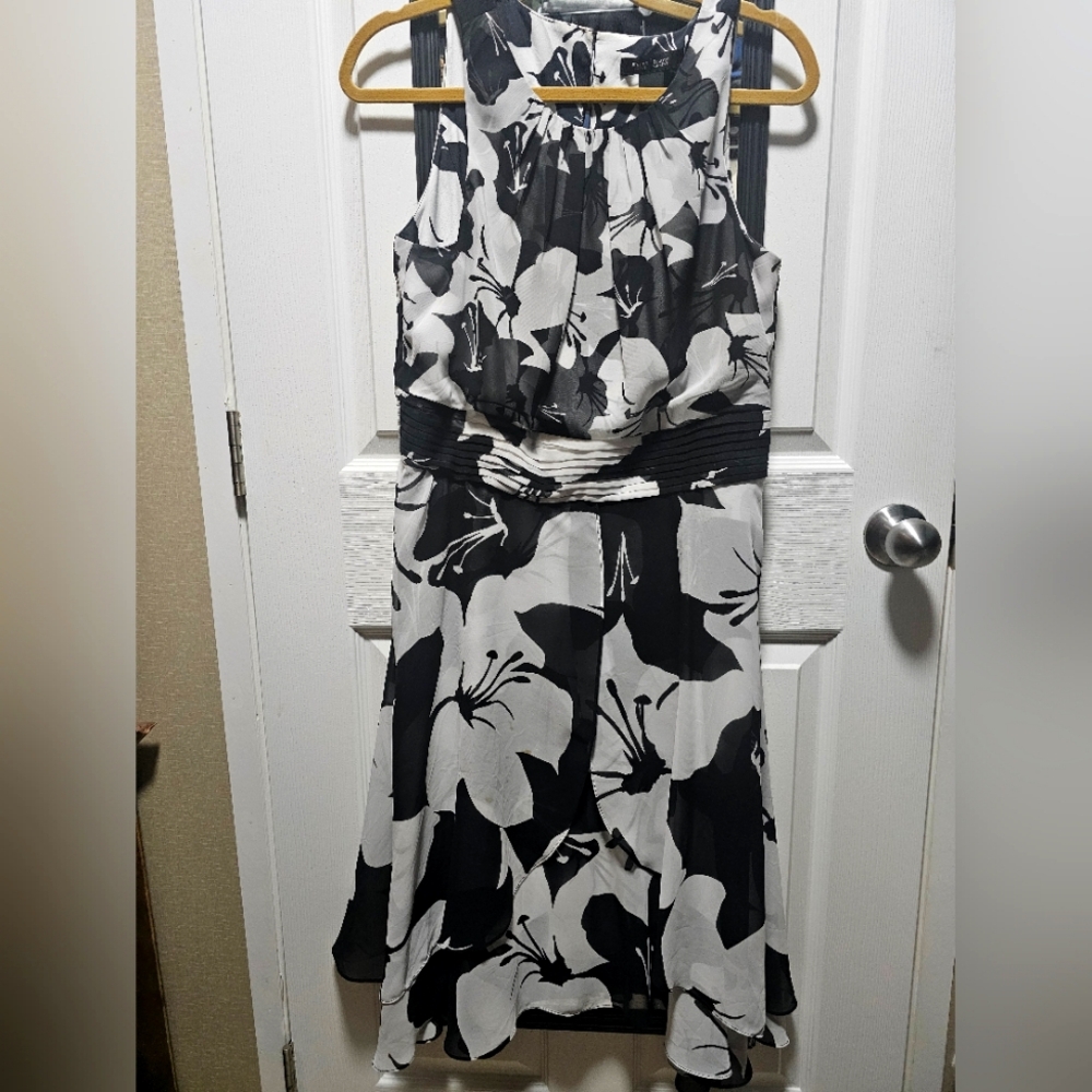 White House Black Market Floral Dress